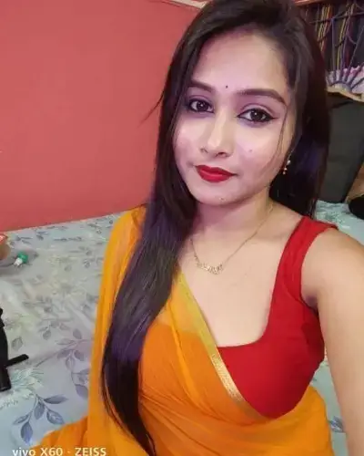 Call Girl in Petlawad
